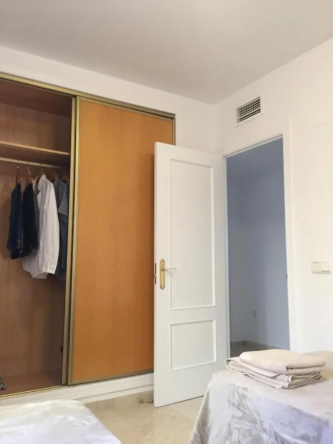 Apartment Socrates Holiday Rental, La Mairena - El Soto Golf Club Free Padel Gym Tennis & Golf Ojen