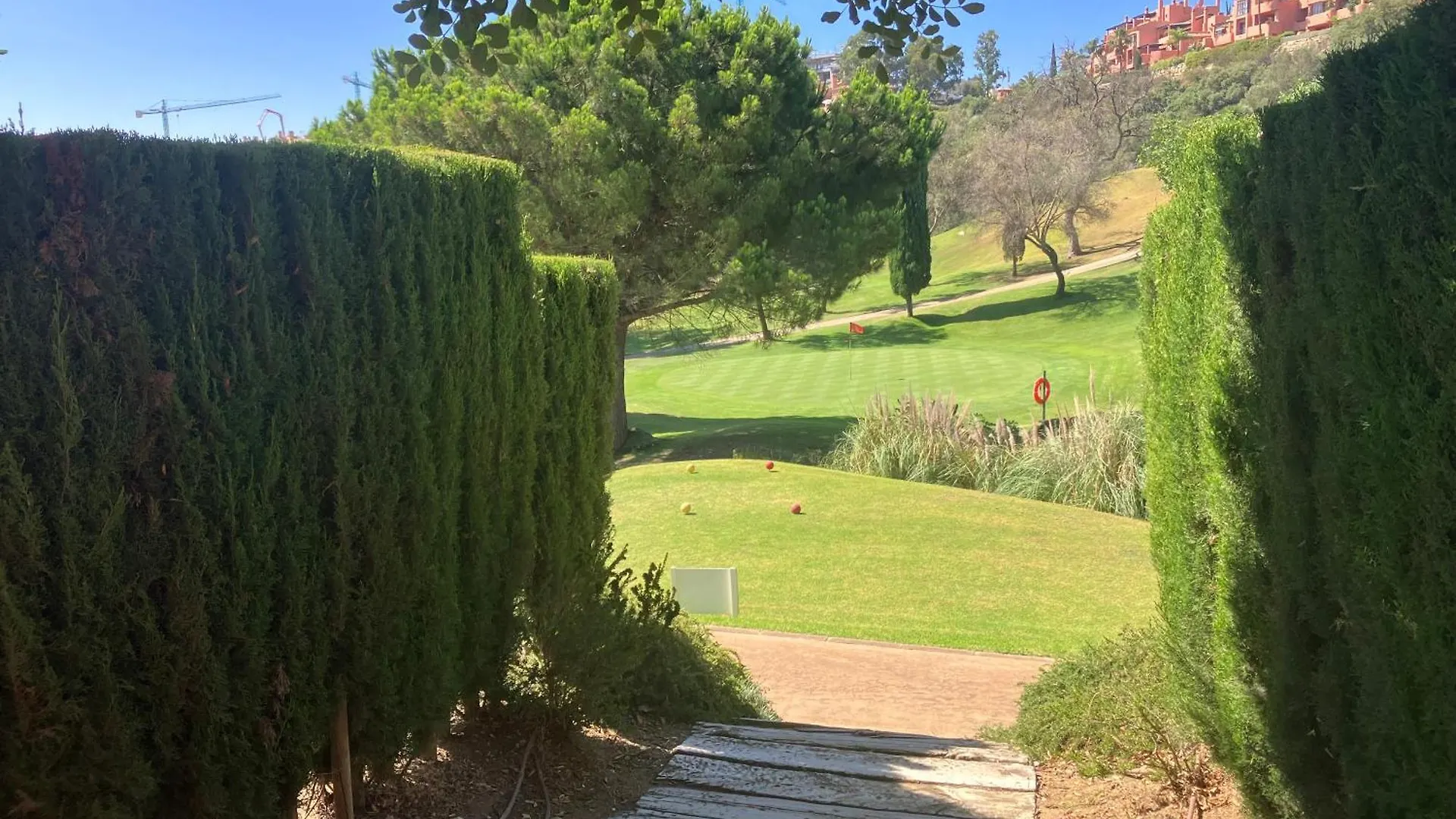 Socrates Holiday Rental, La Mairena - El Soto Golf Club Free Padel Gym Tennis & Golf Ojen Apartment